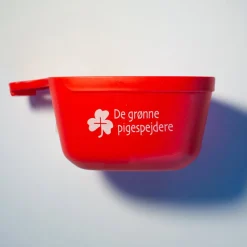 De grønne pigespejdere Wildo Mugg - Rød-DEGRØNNEPIGESPEJDERE Sale