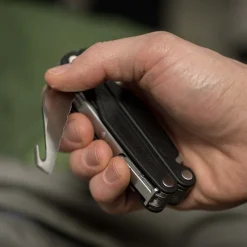 Charge + Multi-tool-LEATHERMAN Hot