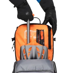 Nirvana 22 L skirygsæk (Black)-MAMMUT Best